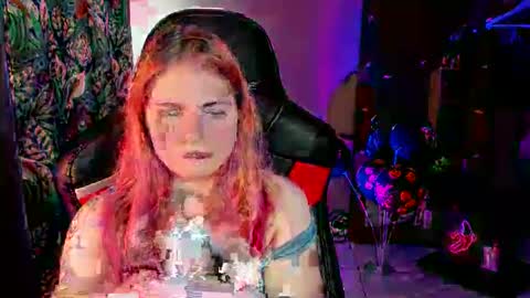 Snapshot of jolly_doll_ chatting on December 3, 2024, 6:04 am Jolly online show from December 3, 2024, 6:04 am