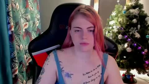 Snapshot of jolly_doll_ chatting on December 6, 2024, 9:43 am Jolly online show from December 6, 2024, 9:43 am