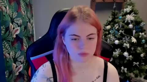 Snapshot of jolly_doll_ chatting on December 12, 2024, 2:59 am Jolly online show from December 12, 2024, 2:59 am