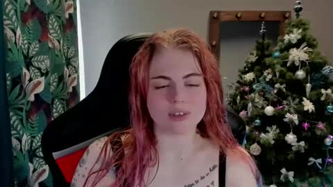 Snapshot of jolly_doll_ chatting on December 13, 2024, 7:47 am Jolly online show from December 13, 2024, 7:47 am