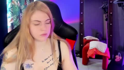 Snapshot of jolly_doll_ chatting on February 28, 2025, 4:54 am Jolly online show from February 28, 2025, 4:54 am