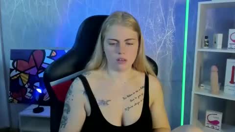 Snapshot of jolly_doll_ chatting on October 14, 2025, 3:51 am Jolly online show from October 14, 2025, 3:51 am