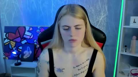 Snapshot of jolly_doll_ chatting on November 25, 2025, 4:56 am Jolly online show from November 25, 2025, 4:56 am