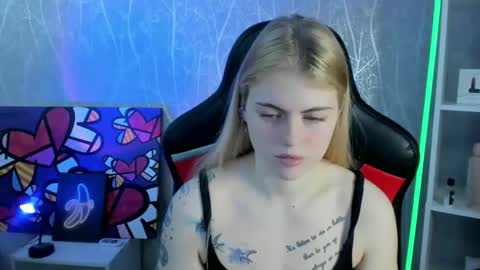 Snapshot of jolly_doll_ chatting on December 5, 2025, 5:16 am Jolly online show from December 5, 2025, 5:16 am