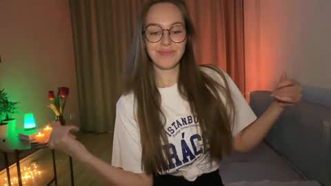 Snapshot of jolly_dollyy chatting on March 10, 2026, 6:24 pm jolly_dollyy online show from March 10, 2026, 6:24 pm