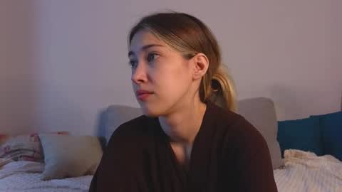 Snapshot of jolyndeb chatting on October 11, 2025, 11:09 am Viola online show from October 11, 2025, 11:09 am