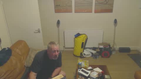 Snapshot of jon2410 chatting on October 20, 2025, 12:44 am Jon online show from October 20, 2025, 12:44 am