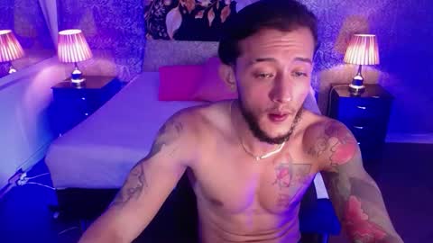 Jonas  online show from November 10, 2025, 9:25 pm