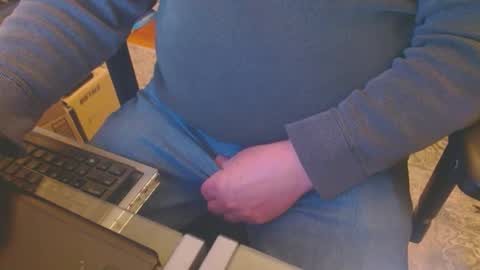 joncpics online show from March 1, 2025, 1:00 am