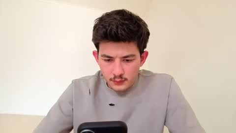 jonhy_merlin online show from May 11, 2026, 2:45 pm