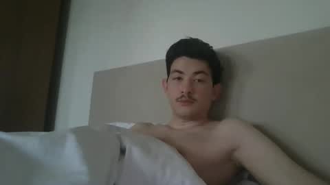 jonhy_merlin online show from May 15, 2026, 3:02 am