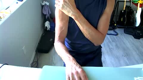 Snapshot of jonluvsyou2 chatting on March 5, 2026, 11:01 pm Jon Rockit online show from March 5, 2026, 11:01 pm