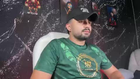 JonSnow online show from November 9, 2025, 4:33 am