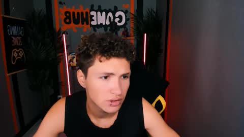 Jonny online show from October 17, 2025, 10:40 am