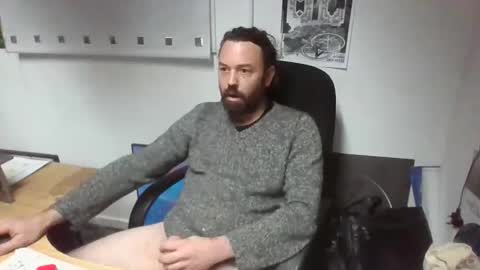 Snapshot of jonnyb9876 chatting on November 4, 2025, 5:01 pm jonnyb9876 online show from November 4, 2025, 5:01 pm