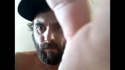 Snapshot of jonnyison chatting on September 12, 2025, 11:26 pm jonnyison online show from September 12, 2025, 11:26 pm