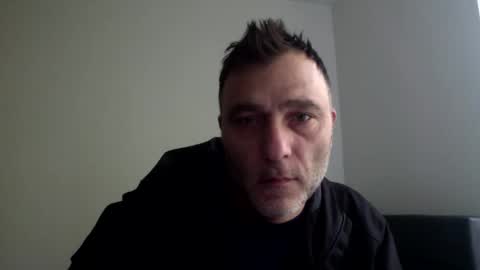 jony938 online show from December 21, 2025, 12:01 pm