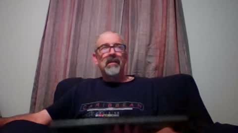 Snapshot of jony_five chatting on October 7, 2025, 12:30 am Jon online show from October 7, 2025, 12:30 am