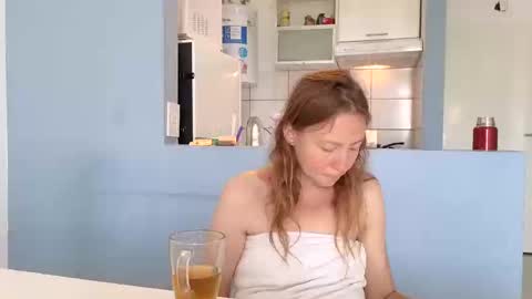 Snapshot of jony_marta chatting on February 12, 2025, 5:16 pm Jony Marta GMT 2000-0100 every day online show from February 12, 2025, 5:16 pm