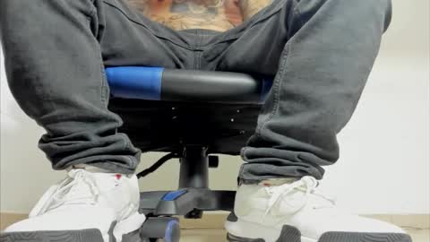 Snapshot of jordan33blake chatting on February 3, 2026, 2:21 am jordan33blake online show from February 3, 2026, 2:21 am