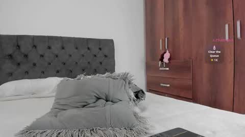 Will online show from October 15, 2025, 5:57 pm