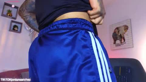 Snapshot of jordansmiith_ chatting on January 7, 2026, 8:00 pm Jordan Smith online show from January 7, 2026, 8:00 pm