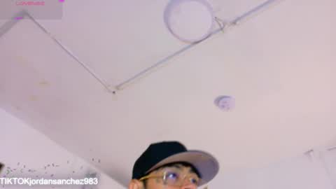 Snapshot of jordansmiith_ chatting on March 3, 2026, 8:26 pm Jordan Smith online show from March 3, 2026, 8:26 pm