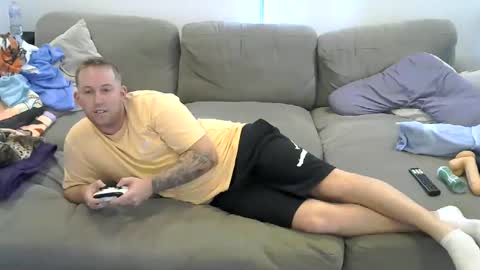 jorddiickzilla online show from November 27, 2025, 1:18 am