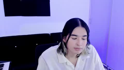 Snapshot of jordiwilldd chatting on November 14, 2025, 12:15 pm Jiho online show from November 14, 2025, 12:15 pm