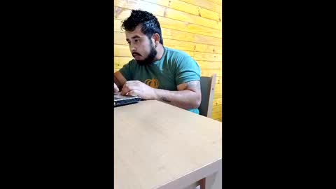 jorge481587 online show from May 10, 2026, 3:01 am