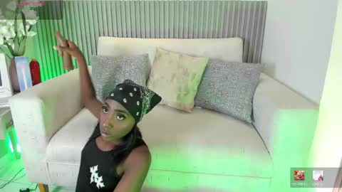 jorinde sexy online show from May 31, 2026, 4:58 pm