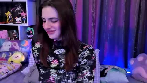 Snapshot of jorougumo chatting on November 21, 2025, 5:00 pm Rose online show from November 21, 2025, 5:00 pm