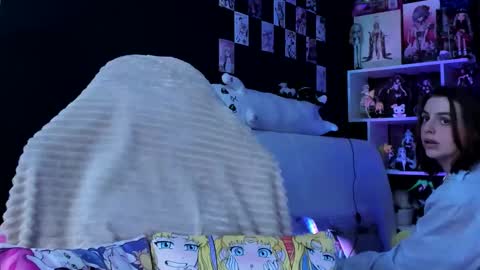 Snapshot of jorougumo chatting on December 13, 2025, 8:14 pm Rose online show from December 13, 2025, 8:14 pm