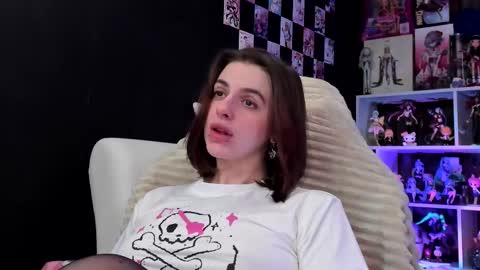 Snapshot of jorougumo chatting on December 14, 2025, 5:07 pm Rose online show from December 14, 2025, 5:07 pm