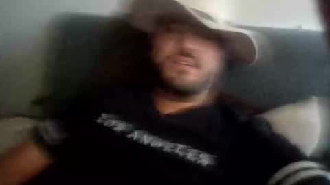 Snapshot of jose224678o chatting on November 15, 2025, 10:37 pm jose224678o online show from November 15, 2025, 10:37 pm