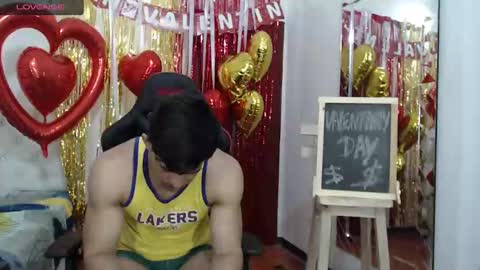 jose_rumbero91 online show from February 17, 2025, 4:26 pm