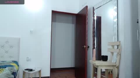 jose_rumbero91 online show from February 18, 2025, 11:33 am