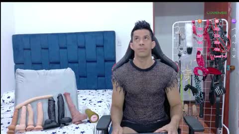 jose_rumbero91 online show from February 16, 2026, 12:01 pm