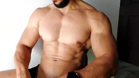 Snapshot of josefit06 chatting on February 21, 2025, 9:32 pm josefit06 online show from February 21, 2025, 9:32 pm