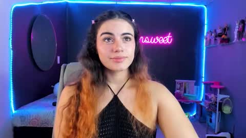 Snapshot of joselynsweet chatting on March 5, 2025, 2:36 am Sofia Garcia online show from March 5, 2025, 2:36 am
