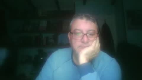 Snapshot of josemanu1 chatting on January 11, 2026, 9:03 am josemanu1 online show from January 11, 2026, 9:03 am