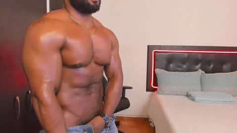 Snapshot of joseph_palacios chatting on November 19, 2025, 4:40 pm joseph palacios online show from November 19, 2025, 4:40 pm