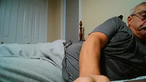 Snapshot of josephgr2021 chatting on November 10, 2025, 3:33 pm josephgr2021 online show from November 10, 2025, 3:33 pm