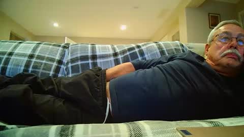 Snapshot of josephgr2021 chatting on December 5, 2025, 2:09 am josephgr2021 online show from December 5, 2025, 2:09 am