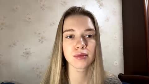 Snapshot of josephstahnke chatting on December 16, 2025, 5:34 am Anessa online show from December 16, 2025, 5:34 am