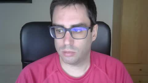 Snapshot of josevd chatting on November 3, 2025, 11:44 am Jose online show from November 3, 2025, 11:44 am