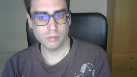 Snapshot of josevd chatting on November 13, 2025, 11:42 am Jose online show from November 13, 2025, 11:42 am