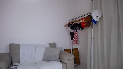 Snapshot of josezaens_ chatting on October 29, 2025, 8:16 am josezaens_ online show from October 29, 2025, 8:16 am