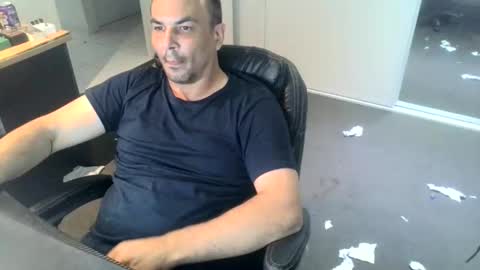 Snapshot of josh_aus333 chatting on January 16, 2026, 3:38 pm josh_aus333 online show from January 16, 2026, 3:38 pm