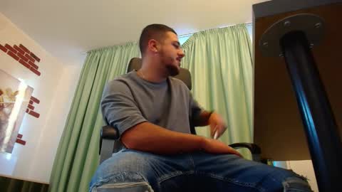 Snapshot of joshknights chatting on September 16, 2025, 4:57 am JoshKnight online show from September 16, 2025, 4:57 am
